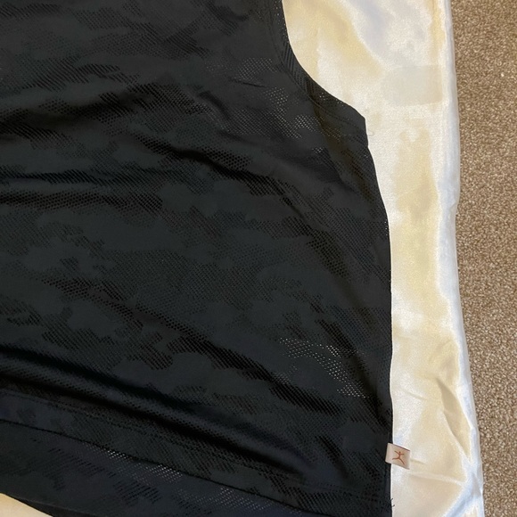 Danskin racer back camo sheer tank top - Picture 5 of 9